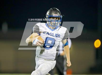 Thumbnail 2 in Mart vs. Detroit (UIL 2A Division 2 Region 3 Area Playoff) photogallery.