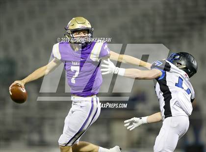 Thumbnail 2 in Mart vs. Detroit (UIL 2A Division 2 Region 3 Area Playoff) photogallery.