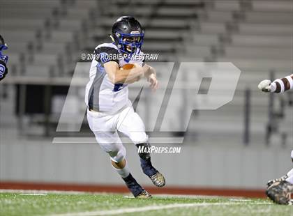 Thumbnail 1 in Mart vs. Detroit (UIL 2A Division 2 Region 3 Area Playoff) photogallery.