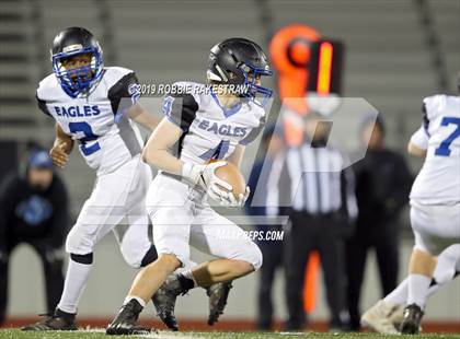 Thumbnail 3 in Mart vs. Detroit (UIL 2A Division 2 Region 3 Area Playoff) photogallery.