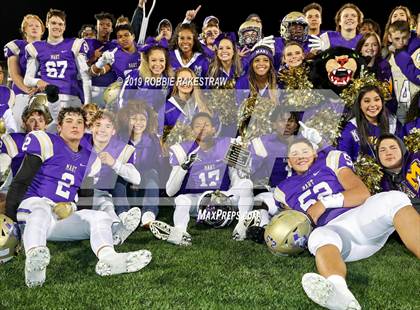 Thumbnail 1 in Mart vs. Detroit (UIL 2A Division 2 Region 3 Area Playoff) photogallery.