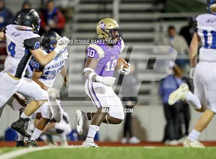 Thumbnail 3 in Mart vs. Detroit (UIL 2A Division 2 Region 3 Area Playoff) photogallery.