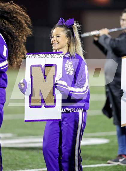 Thumbnail 2 in Mart vs. Detroit (UIL 2A Division 2 Region 3 Area Playoff) photogallery.