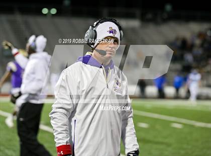 Thumbnail 1 in Mart vs. Detroit (UIL 2A Division 2 Region 3 Area Playoff) photogallery.