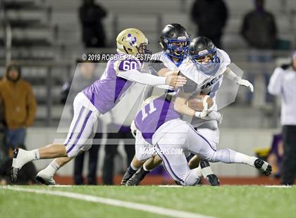 Thumbnail 3 in Mart vs. Detroit (UIL 2A Division 2 Region 3 Area Playoff) photogallery.