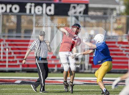 Thumbnail 3 in Catholic Memorial vs Muskego (Scrimmage) photogallery.