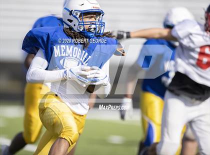 Thumbnail 2 in Catholic Memorial vs Muskego (Scrimmage) photogallery.