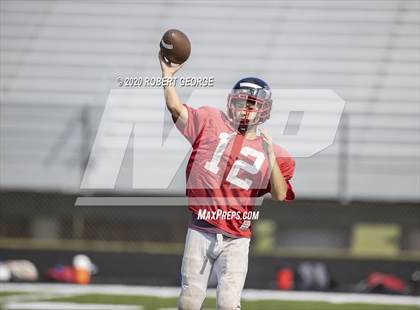 Thumbnail 1 in Catholic Memorial vs Muskego (Scrimmage) photogallery.