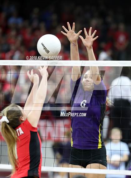 Thumbnail 3 in Kit Carson vs. La Veta (CHSAA 1A Final) photogallery.