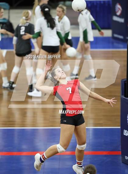 Thumbnail 2 in Kit Carson vs. La Veta (CHSAA 1A Final) photogallery.