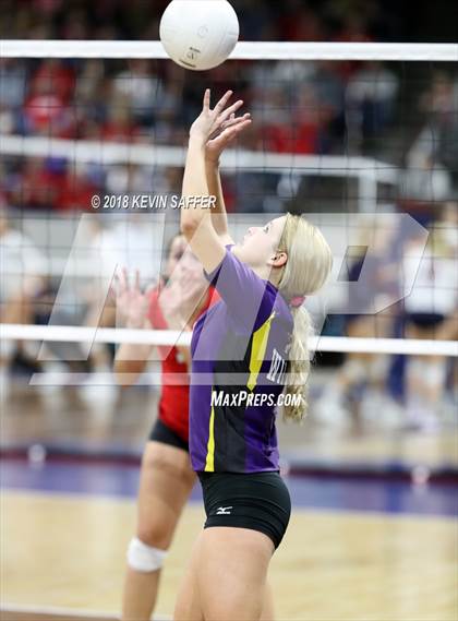 Thumbnail 1 in Kit Carson vs. La Veta (CHSAA 1A Final) photogallery.