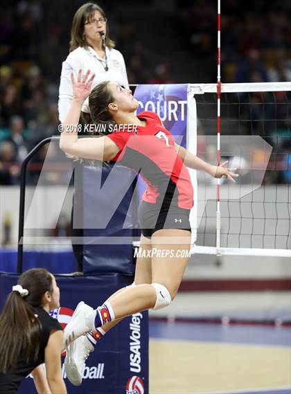 Thumbnail 3 in Kit Carson vs. La Veta (CHSAA 1A Final) photogallery.