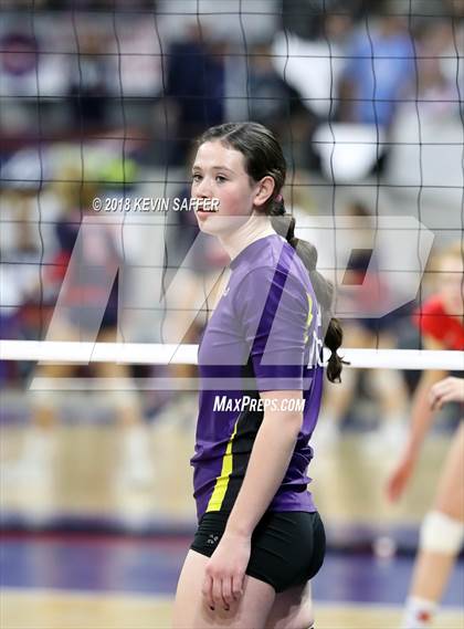 Thumbnail 2 in Kit Carson vs. La Veta (CHSAA 1A Final) photogallery.