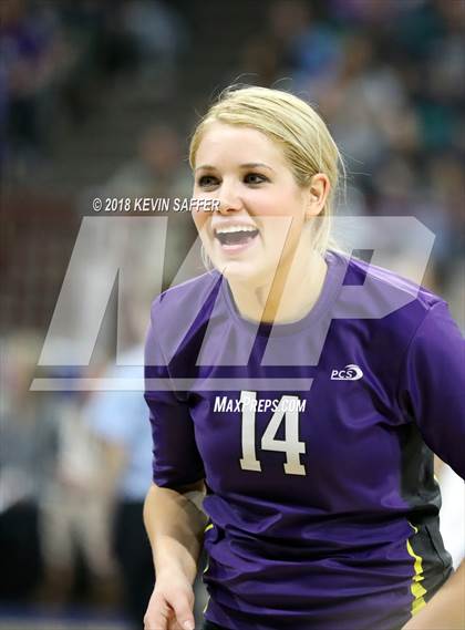 Thumbnail 1 in Kit Carson vs. La Veta (CHSAA 1A Final) photogallery.