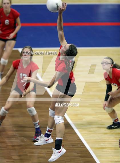 Thumbnail 2 in Kit Carson vs. La Veta (CHSAA 1A Final) photogallery.