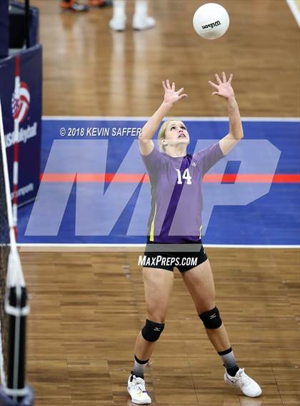 Thumbnail 3 in Kit Carson vs. La Veta (CHSAA 1A Final) photogallery.