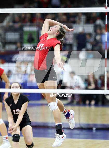 Thumbnail 3 in Kit Carson vs. La Veta (CHSAA 1A Final) photogallery.