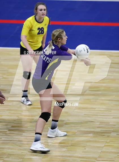 Thumbnail 1 in Kit Carson vs. La Veta (CHSAA 1A Final) photogallery.