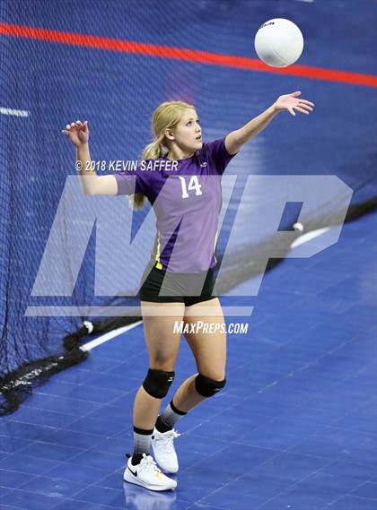 Thumbnail 2 in Kit Carson vs. La Veta (CHSAA 1A Final) photogallery.