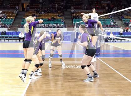Thumbnail 2 in Kit Carson vs. La Veta (CHSAA 1A Final) photogallery.