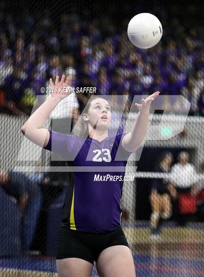 Thumbnail 2 in Kit Carson vs. La Veta (CHSAA 1A Final) photogallery.