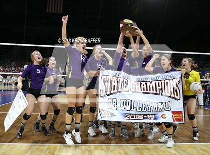 Thumbnail 1 in Kit Carson vs. La Veta (CHSAA 1A Final) photogallery.