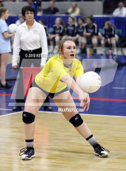 Thumbnail 1 in Kit Carson vs. La Veta (CHSAA 1A Final) photogallery.
