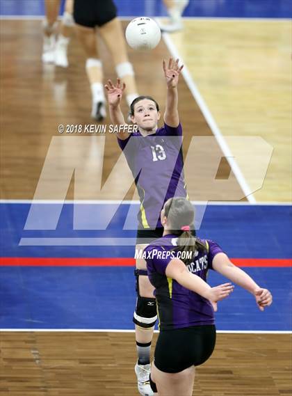 Thumbnail 2 in Kit Carson vs. La Veta (CHSAA 1A Final) photogallery.