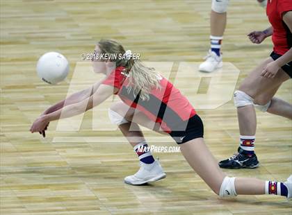 Thumbnail 2 in Kit Carson vs. La Veta (CHSAA 1A Final) photogallery.