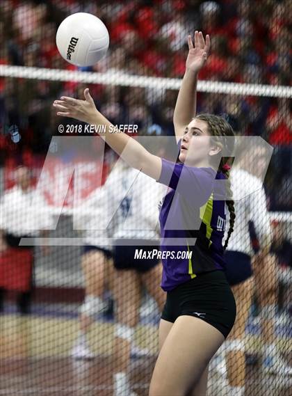 Thumbnail 1 in Kit Carson vs. La Veta (CHSAA 1A Final) photogallery.