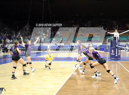 Thumbnail 3 in Kit Carson vs. La Veta (CHSAA 1A Final) photogallery.