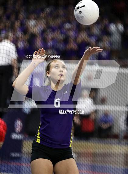Thumbnail 2 in Kit Carson vs. La Veta (CHSAA 1A Final) photogallery.