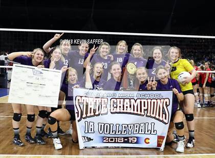 Thumbnail 2 in Kit Carson vs. La Veta (CHSAA 1A Final) photogallery.