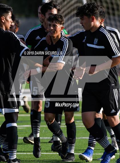 Thumbnail 1 in Dobson vs Mountain Pointe (Coyote Classic Tournament) photogallery.