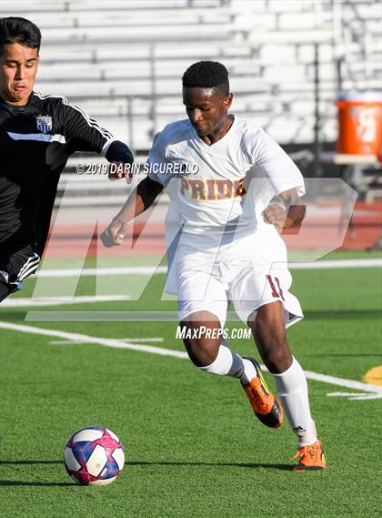 Thumbnail 2 in Dobson vs Mountain Pointe (Coyote Classic Tournament) photogallery.