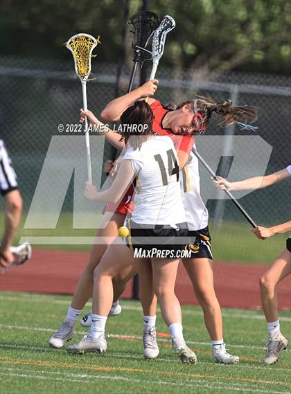 Thumbnail 1 in Honeoye Falls-Lima vs. Geneva (NYSPHSAA Section 5 Class C Final) photogallery.