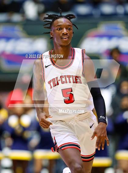 Thumbnail 1 in Eagle's Landing vs. Tri-Cities GHSA 5A Championship photogallery.