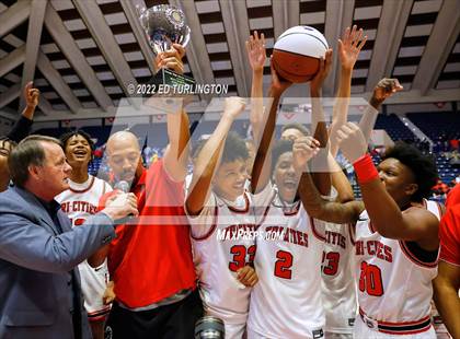 Thumbnail 1 in Eagle's Landing vs. Tri-Cities GHSA 5A Championship photogallery.