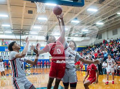 Thumbnail 3 in West Brook vs. Corpus Christi Veterans Memorial (UIL 5A DI State Semi-Finals) photogallery.
