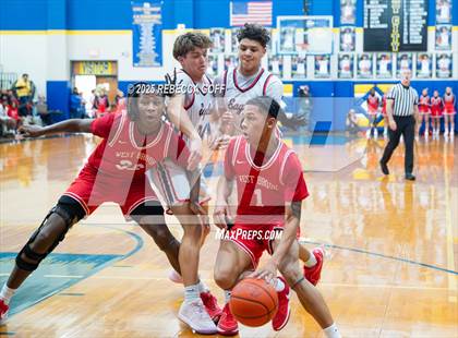 Thumbnail 2 in West Brook vs. Corpus Christi Veterans Memorial (UIL 5A DI State Semi-Finals) photogallery.