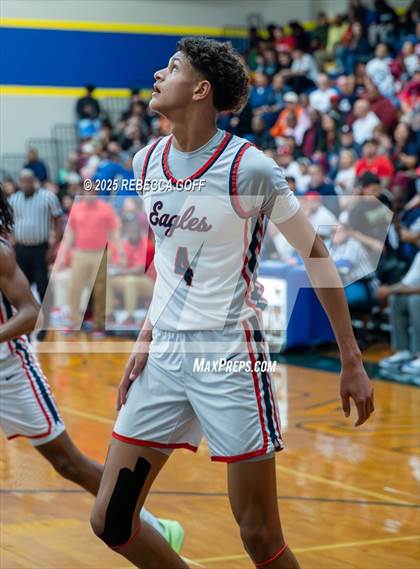Thumbnail 1 in West Brook vs. Corpus Christi Veterans Memorial (UIL 5A DI State Semi-Finals) photogallery.