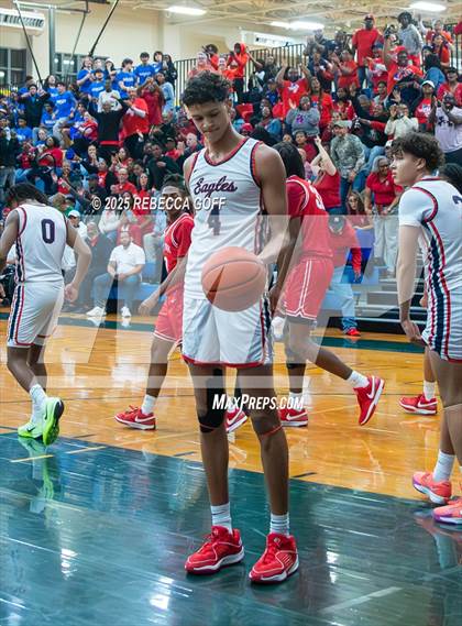 Thumbnail 1 in West Brook vs. Corpus Christi Veterans Memorial (UIL 5A DI State Semi-Finals) photogallery.