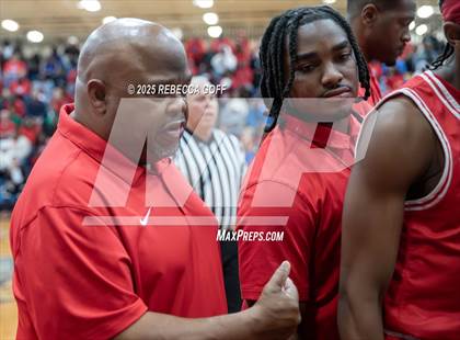 Thumbnail 3 in West Brook vs. Corpus Christi Veterans Memorial (UIL 5A DI State Semi-Finals) photogallery.