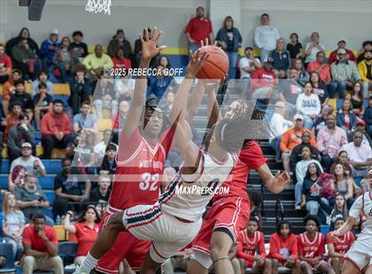 Thumbnail 3 in West Brook vs. Corpus Christi Veterans Memorial (UIL 5A DI State Semi-Finals) photogallery.