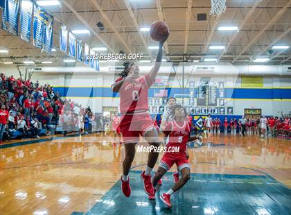 Thumbnail 2 in West Brook vs. Corpus Christi Veterans Memorial (UIL 5A DI State Semi-Finals) photogallery.