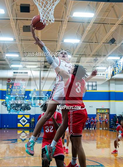Thumbnail 1 in West Brook vs. Corpus Christi Veterans Memorial (UIL 5A DI State Semi-Finals) photogallery.