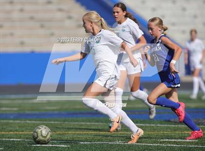 Thumbnail 3 in Farmington @ Bingham photogallery.
