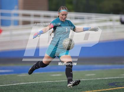 Thumbnail 3 in Farmington @ Bingham photogallery.