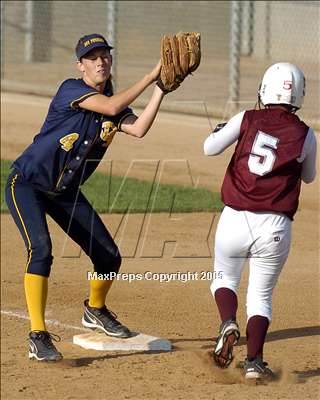 Thumbnail 1 in Paramount vs. Dos Pueblos (D4 Sec. Final) photogallery.