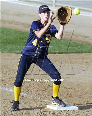 Thumbnail 3 in Paramount vs. Dos Pueblos (D4 Sec. Final) photogallery.